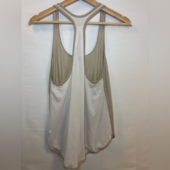 Lululemon - Race Back Relaxed Fit Tank - Beige / White - Size 4 - Picture 4 of 4